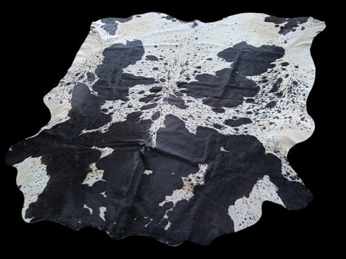 Nguni White & Black 2.30m x 2m AAS