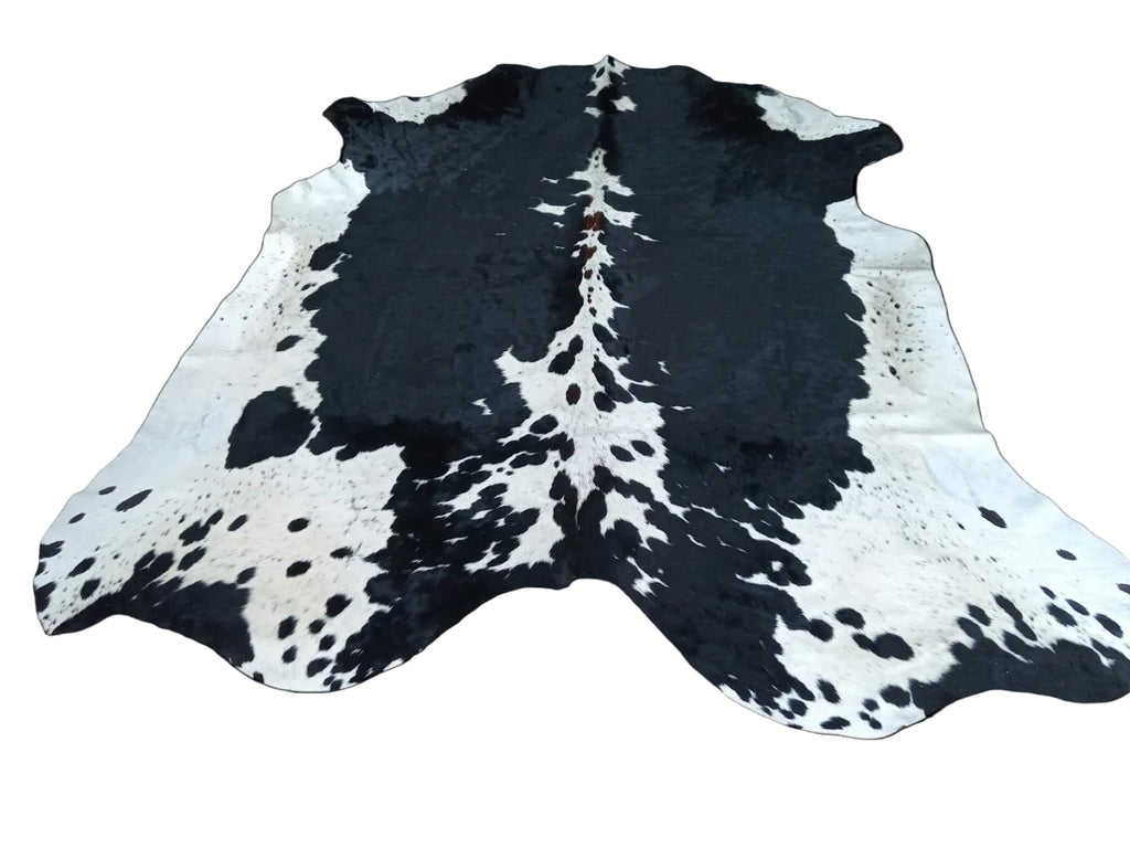 Nguni Tri-White & Black 2.13m x 1.90m AAS